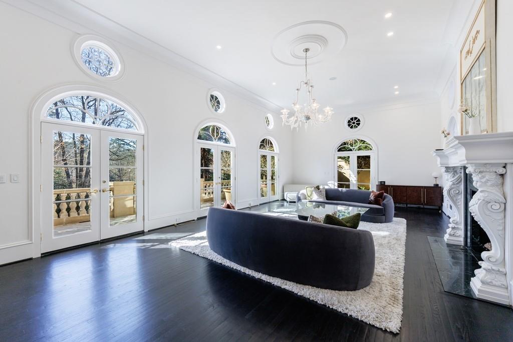 388 Beverly Road NE
