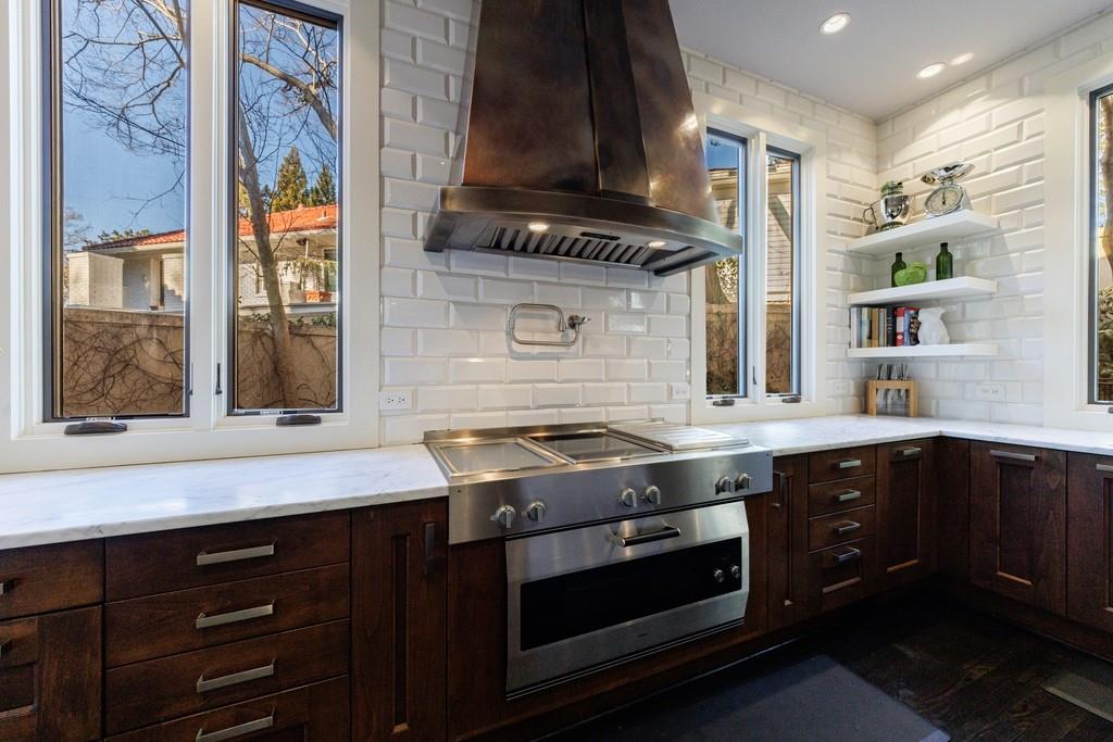 388 Beverly Road NE