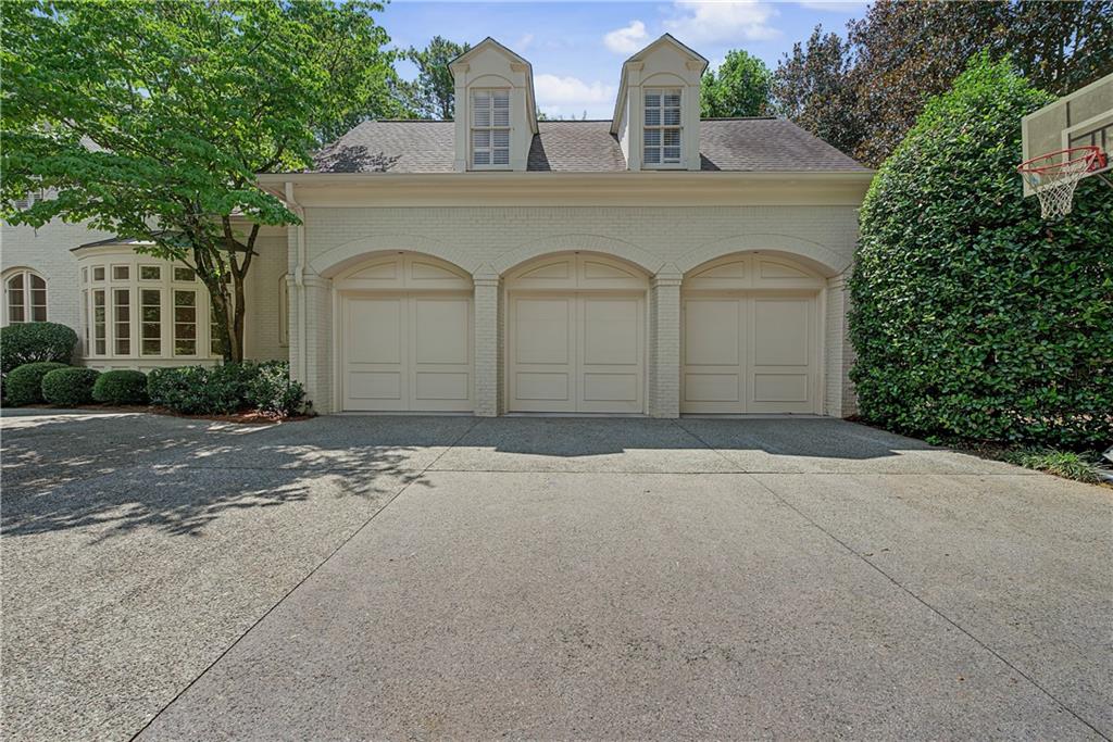 82 Blackland Road NW