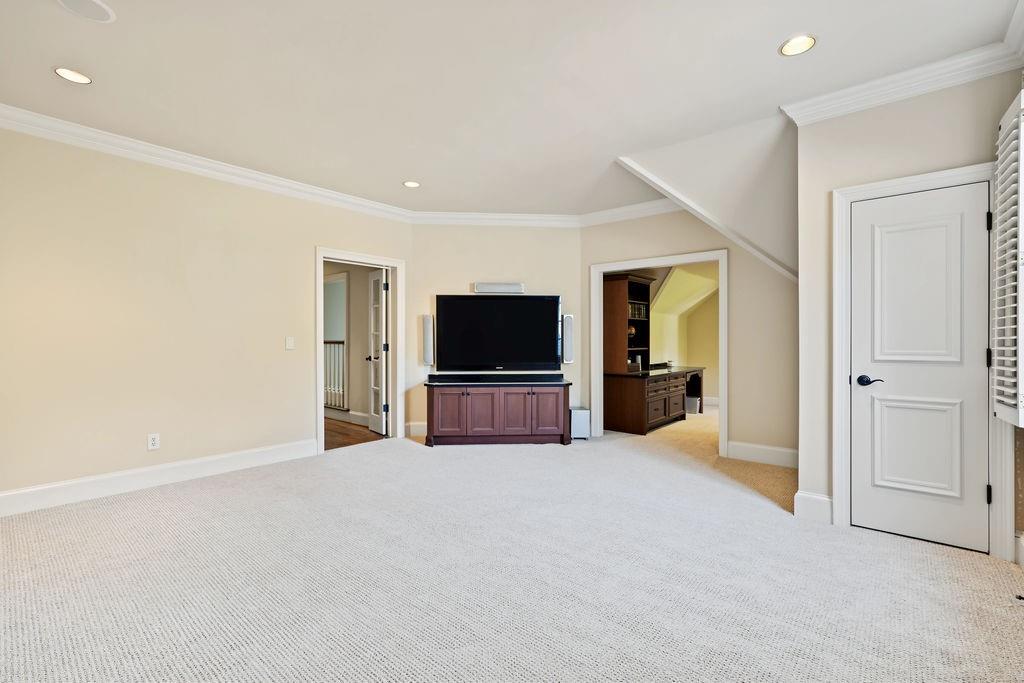 82 Blackland Road NW