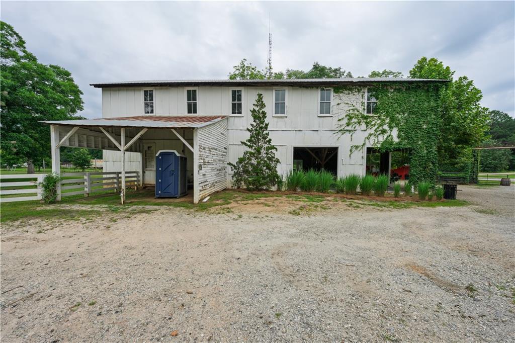 18756 Highway 85
