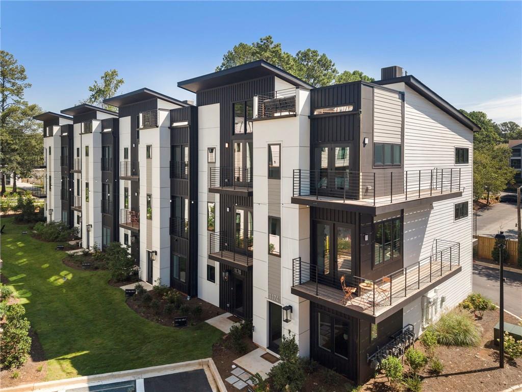 1169 Penny Lane