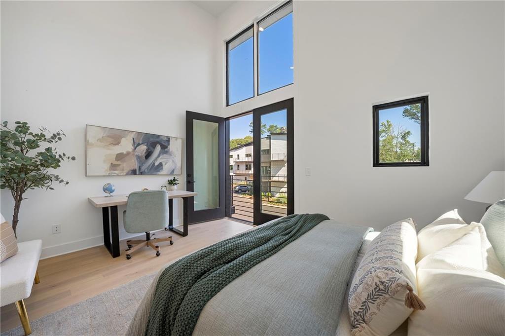 1169 Penny Lane