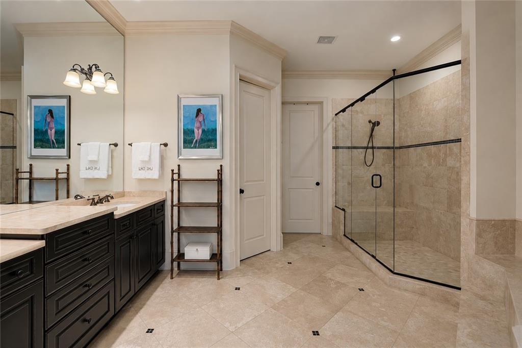 8 Honour Avenue NW Unit 6