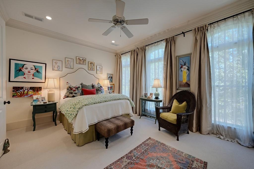 8 Honour Avenue NW Unit 6