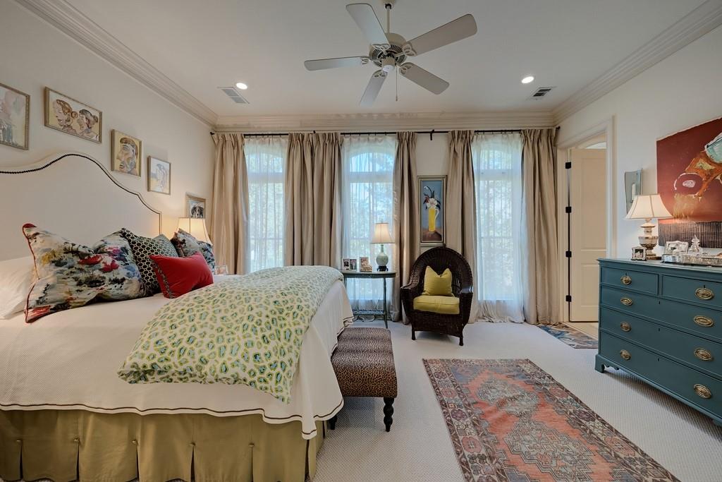8 Honour Avenue NW Unit 6