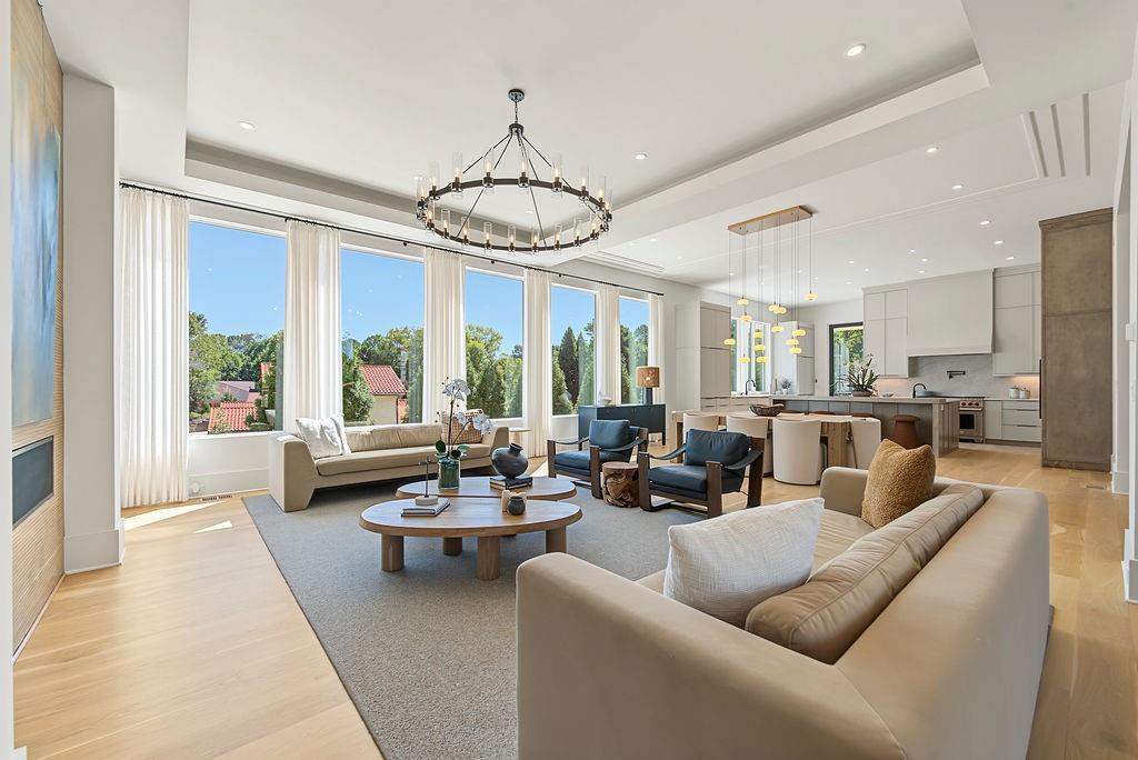 102 Coronado Court