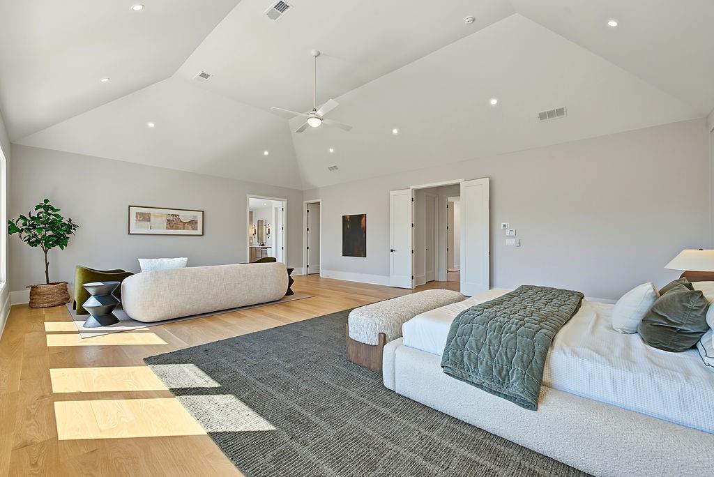 102 Coronado Court