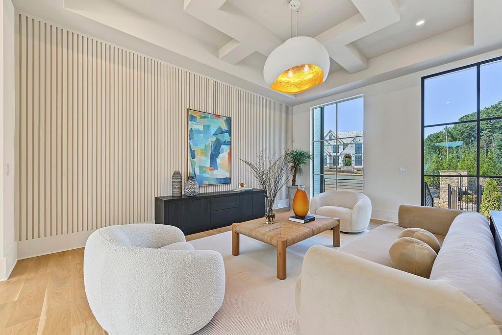 102 Coronado Court