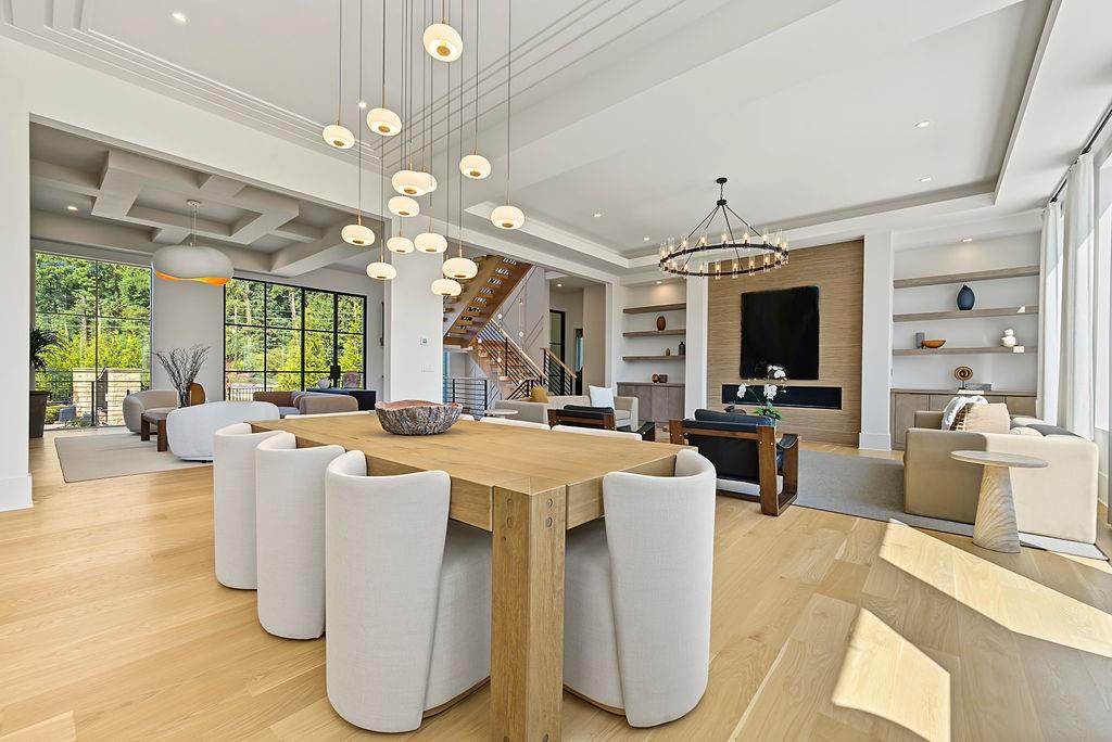 102 Coronado Court