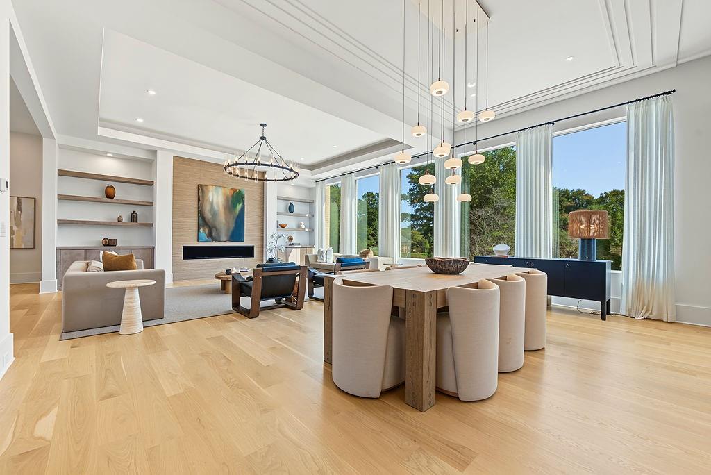 102 Coronado Court