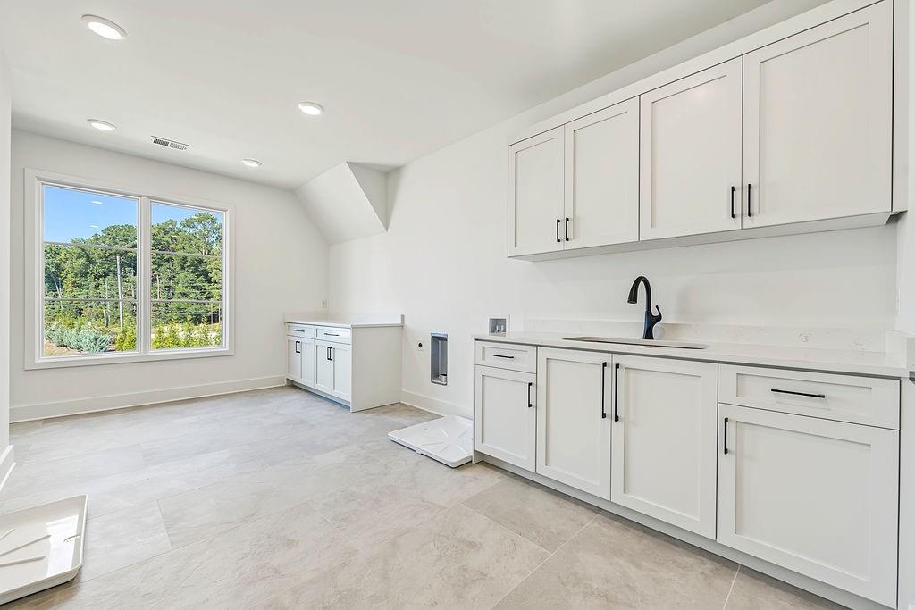 102 Coronado Court