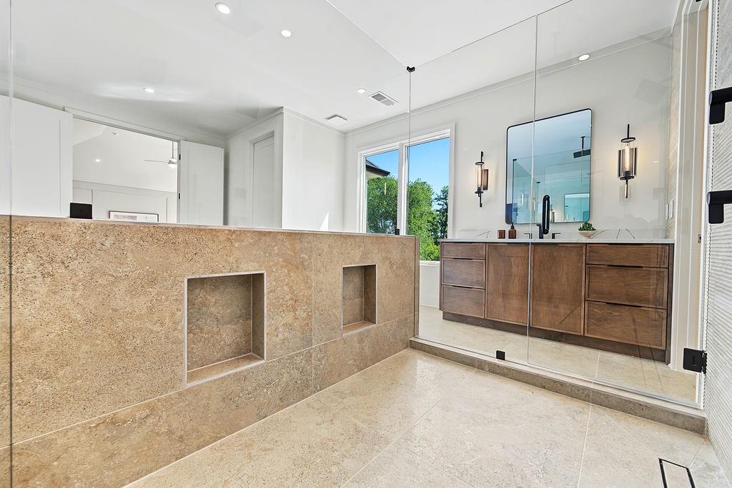 102 Coronado Court