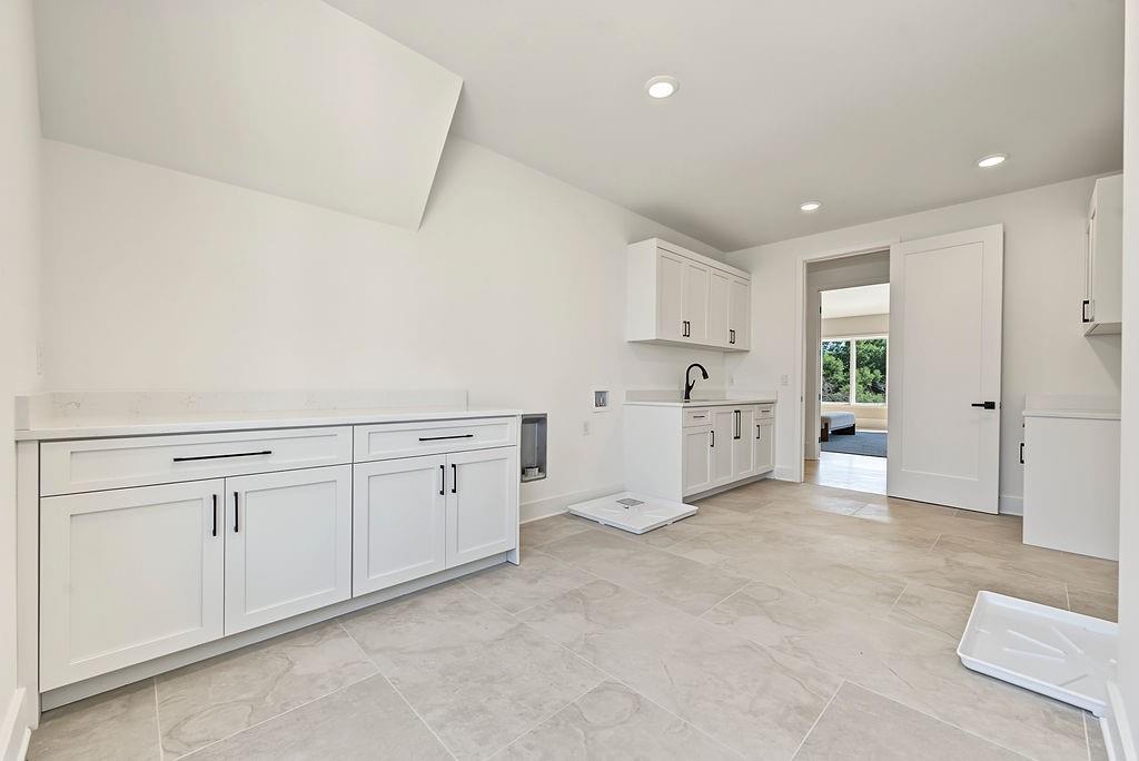 102 Coronado Court