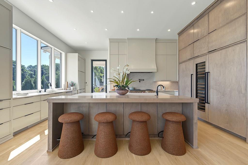 102 Coronado Court