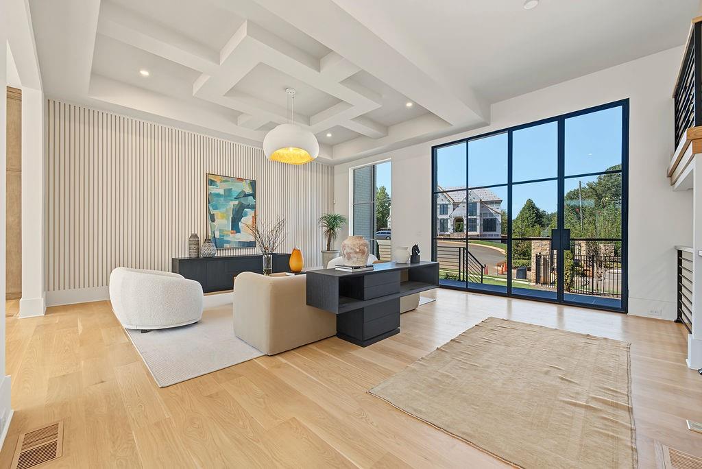 102 Coronado Court