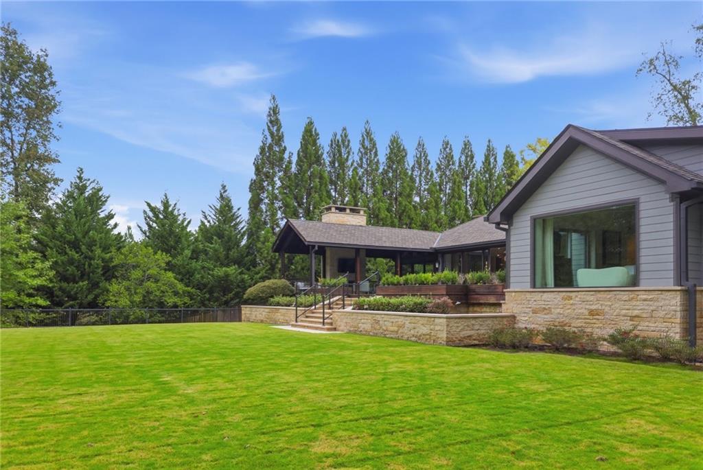 3860 Peachtree Dunwoody Road NE