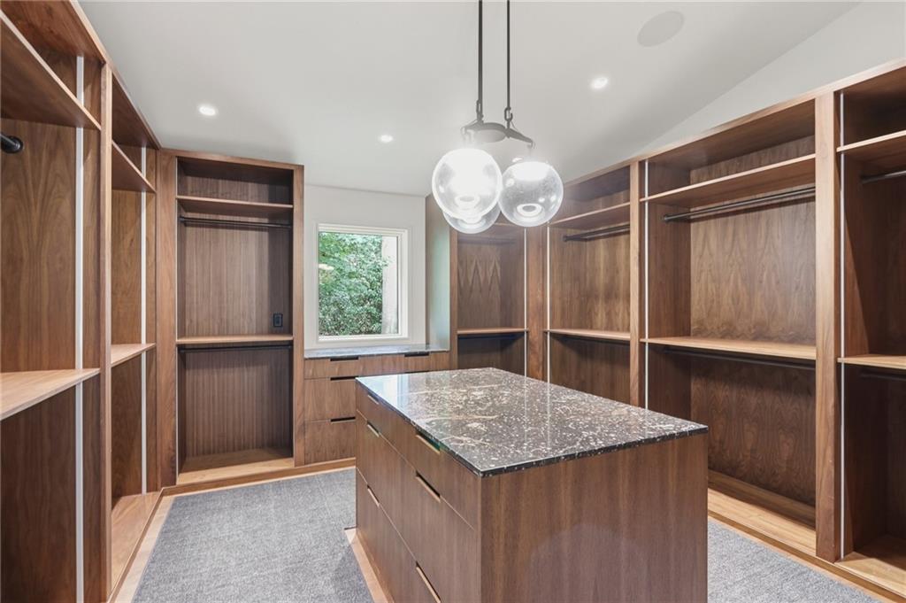 3860 Peachtree Dunwoody Road NE