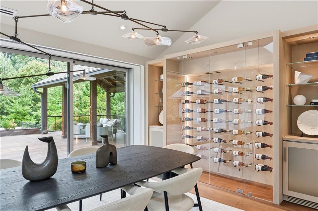 3860 Peachtree Dunwoody Road NE