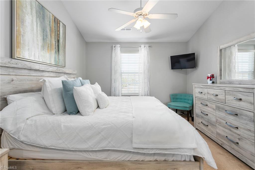 5424 Sky Hill Drive, McLeansville