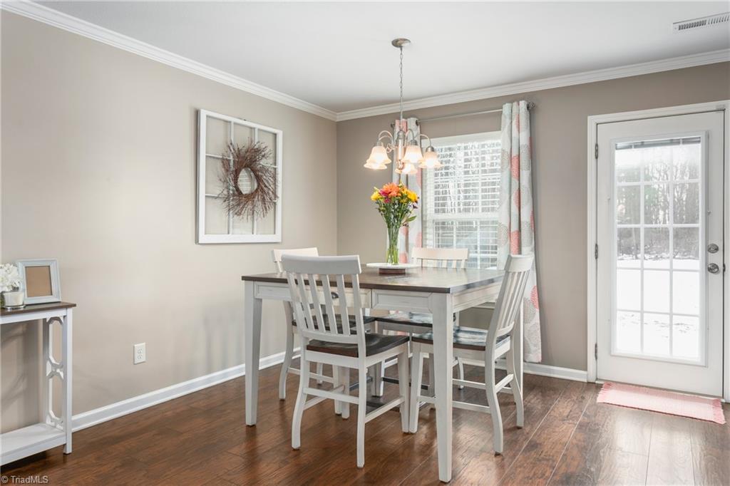 5424 Sky Hill Drive, McLeansville