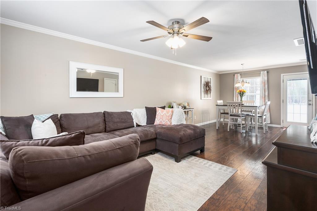 5424 Sky Hill Drive, McLeansville