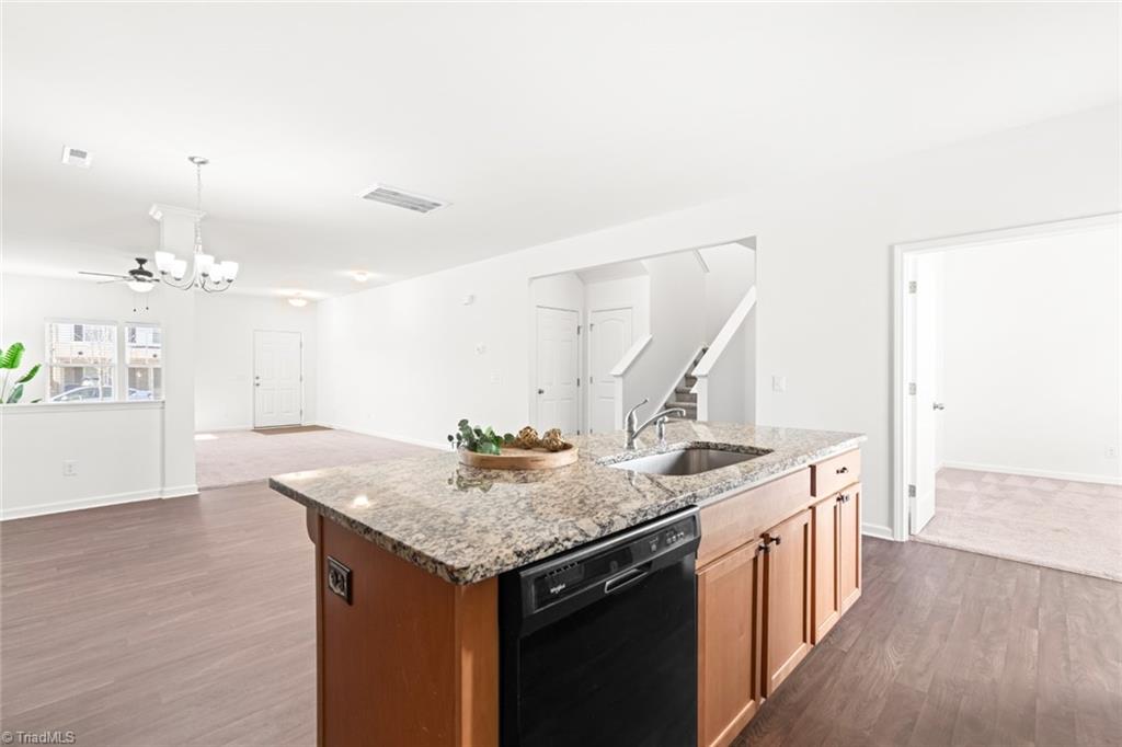 581 Freeport Court, Winston-Salem