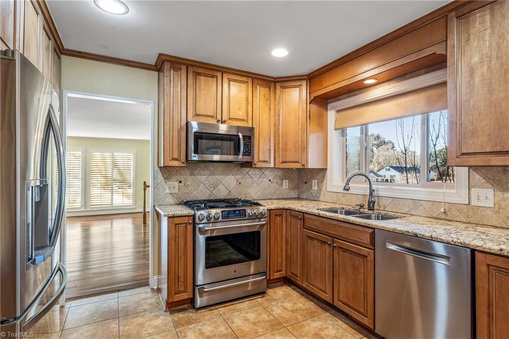 4132 Dogwood Drive