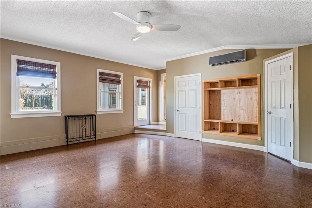4132 Dogwood Drive