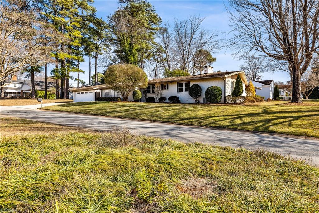 4132 Dogwood Drive