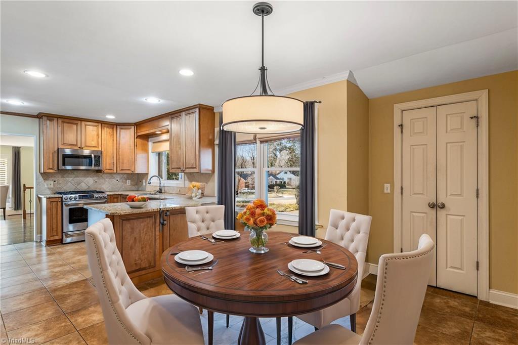 4132 Dogwood Drive