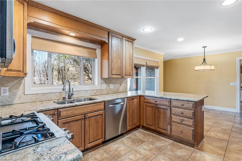 4132 Dogwood Drive