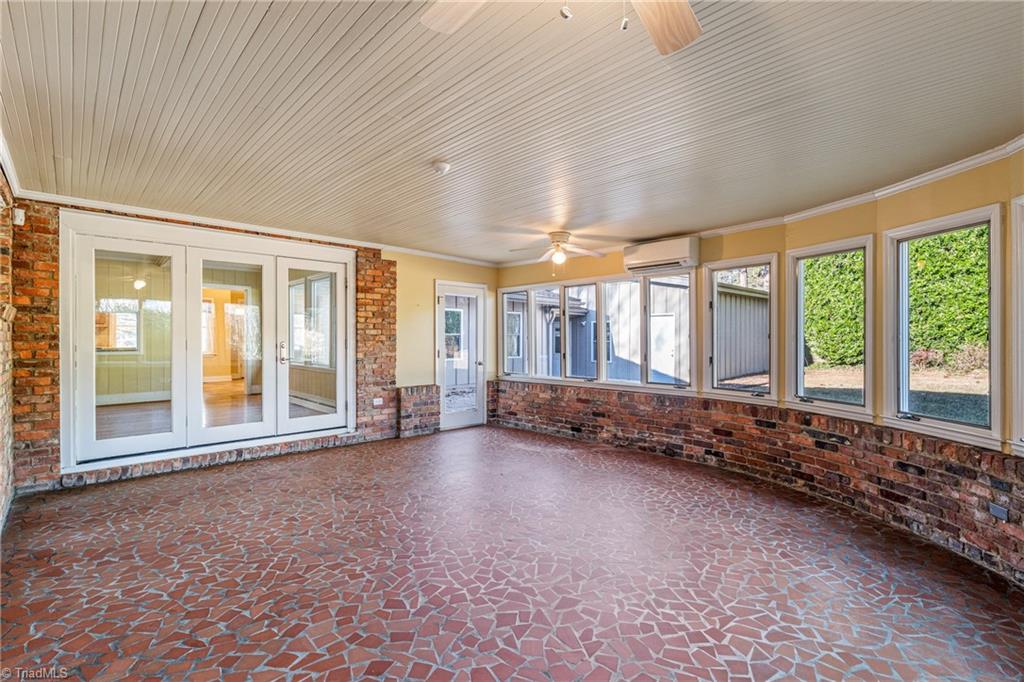 4132 Dogwood Drive