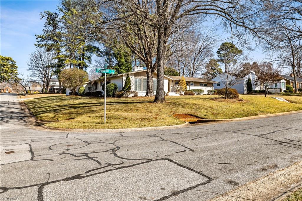 4132 Dogwood Drive