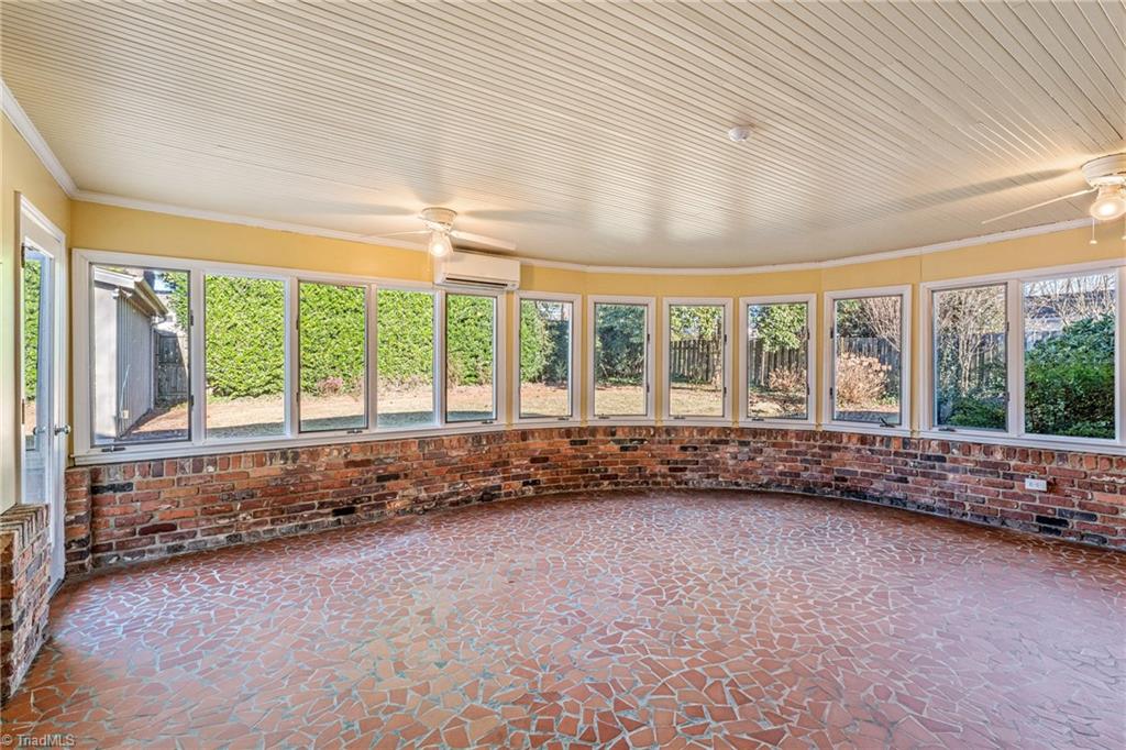 4132 Dogwood Drive