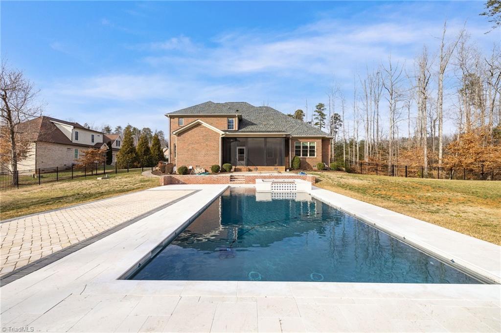 7507 Shadow Creek Drive