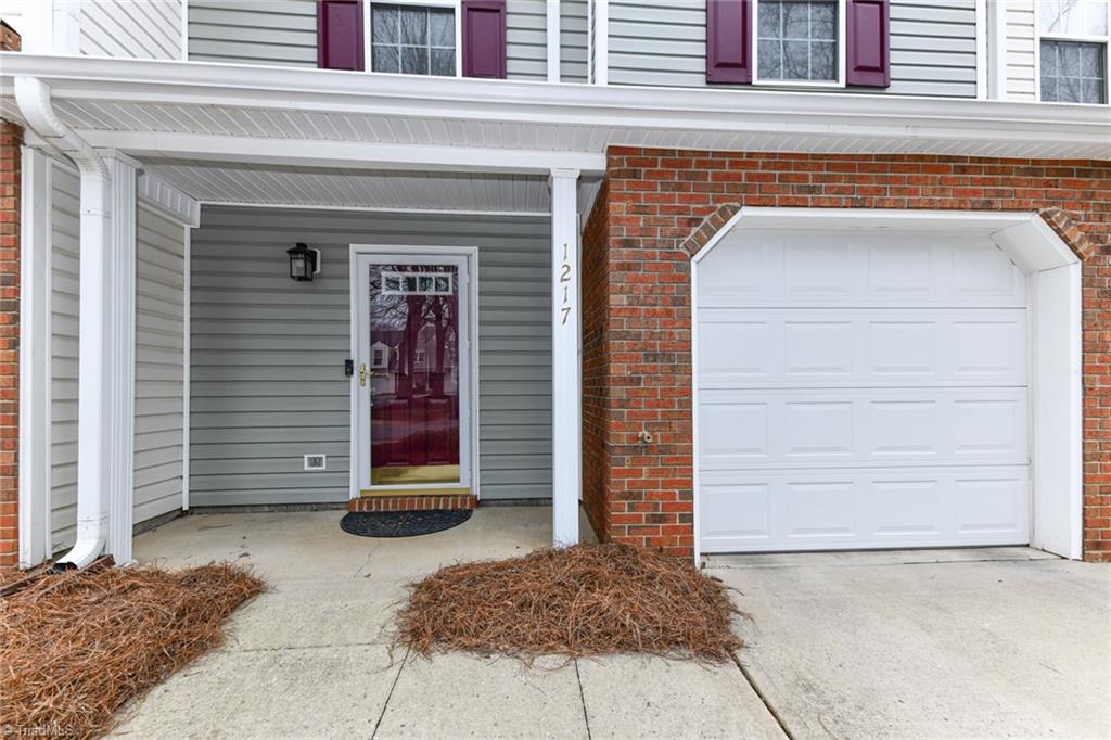 1217 Edenham Way