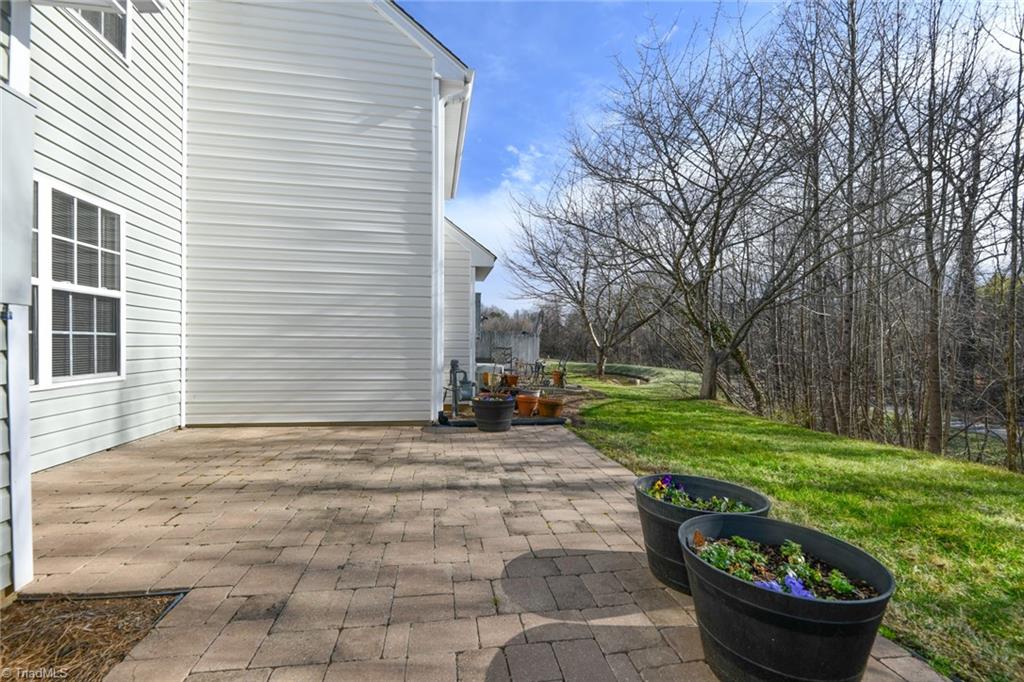 1217 Edenham Way