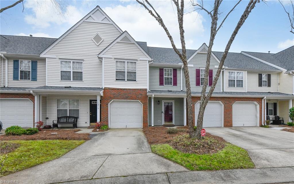 1217 Edenham Way