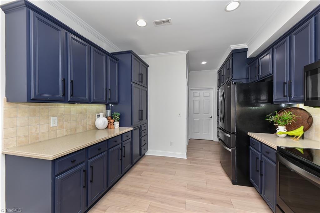 4294 Plantation Ridge Lane