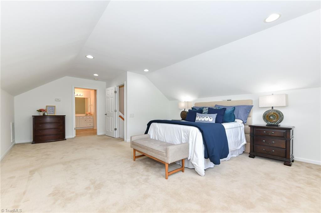4294 Plantation Ridge Lane