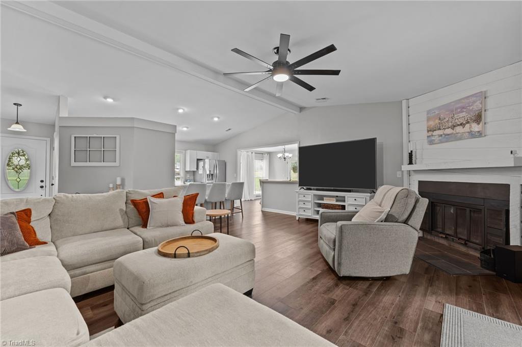 4406 Tenby Drive