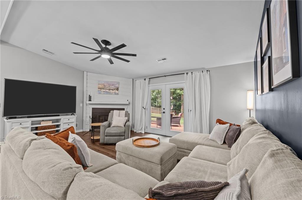 4406 Tenby Drive
