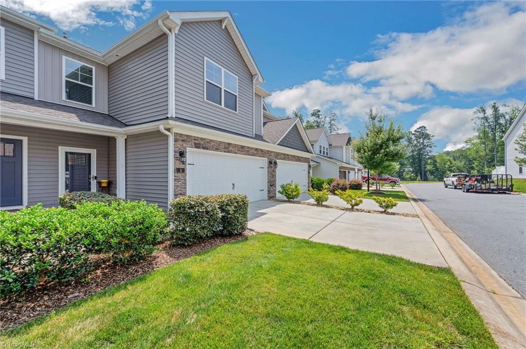 4 Finley Ridge Way