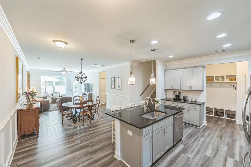 4 Finley Ridge Way