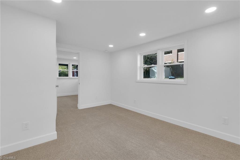 837 Willow Place