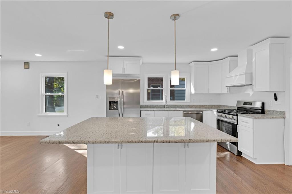 837 Willow Place