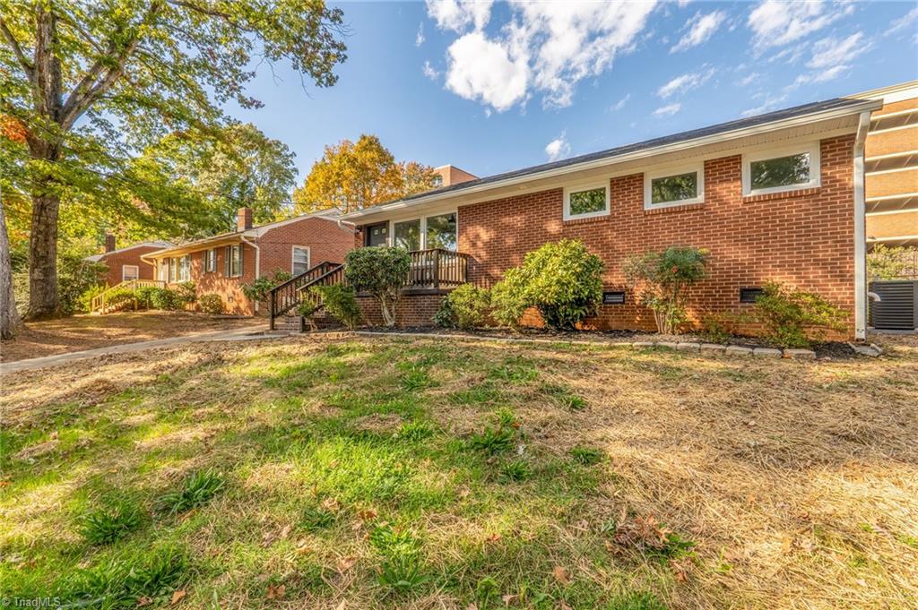 837 Willow Place