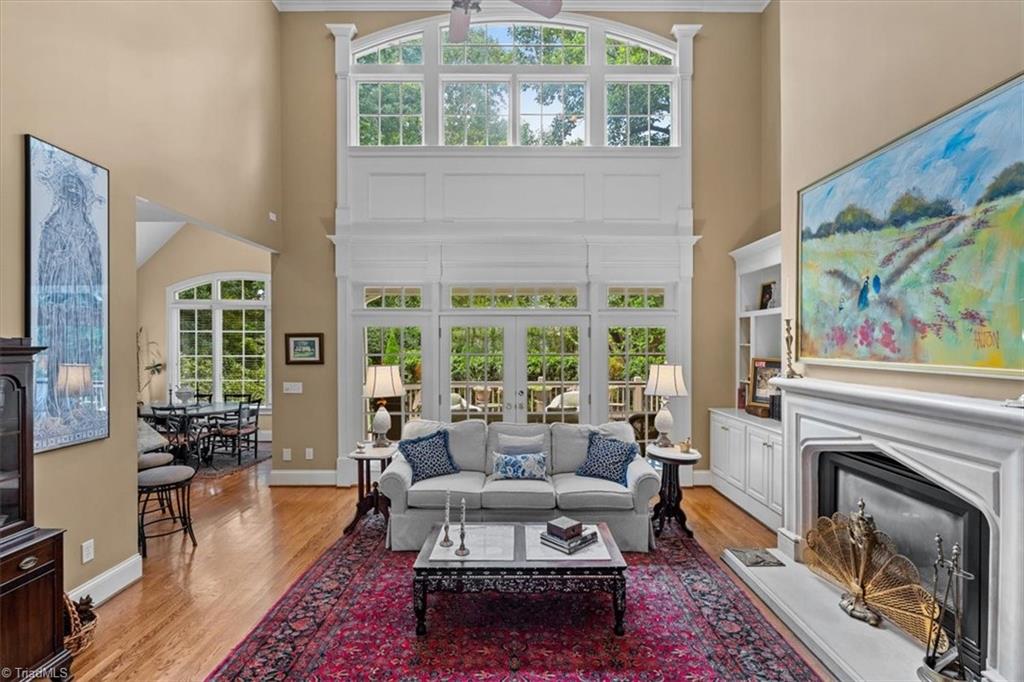 3 Laurel Cove