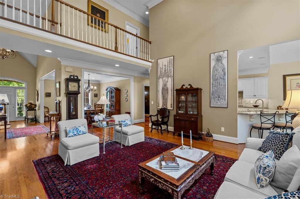 3 Laurel Cove